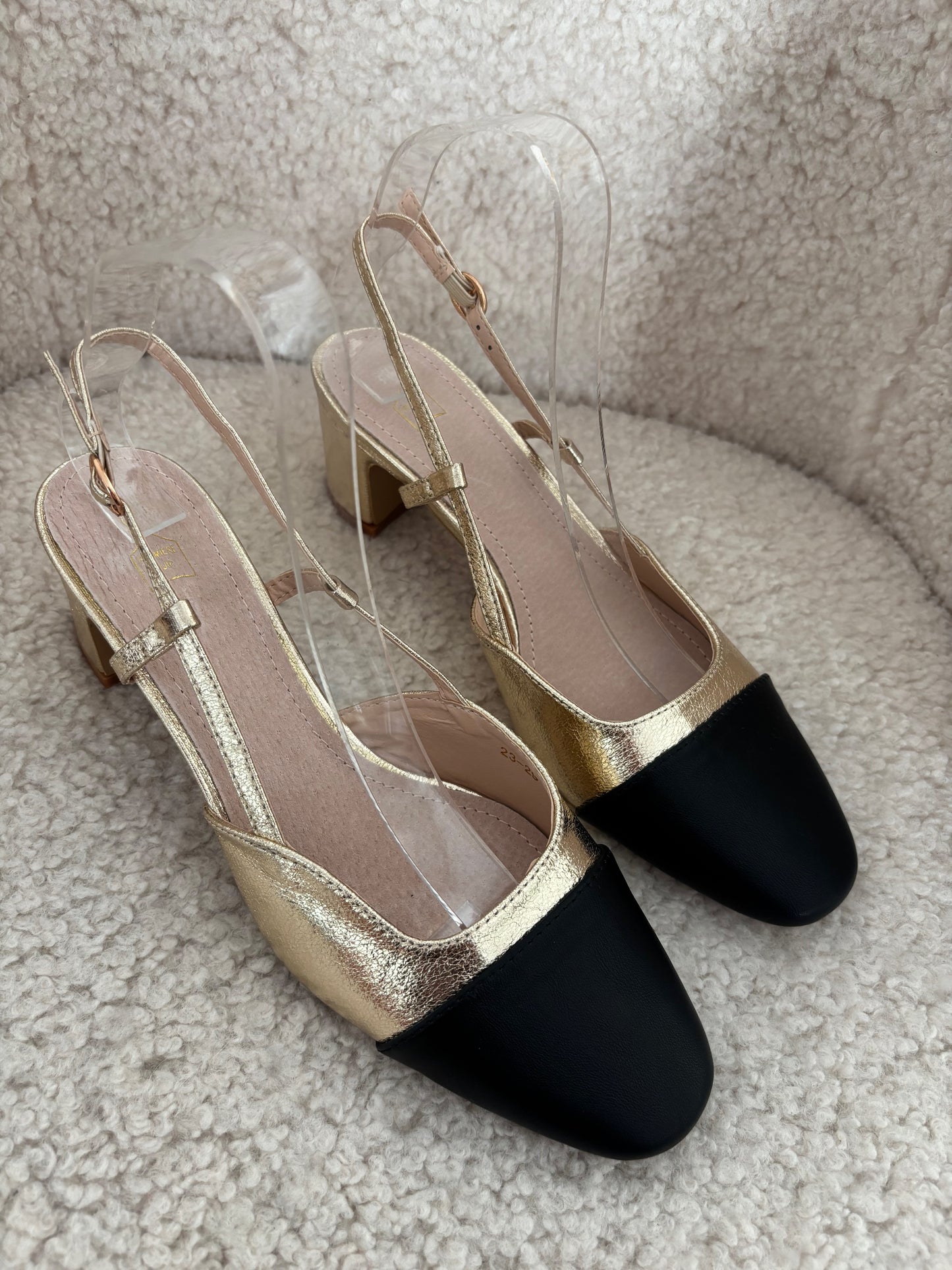Slingbacks Gold