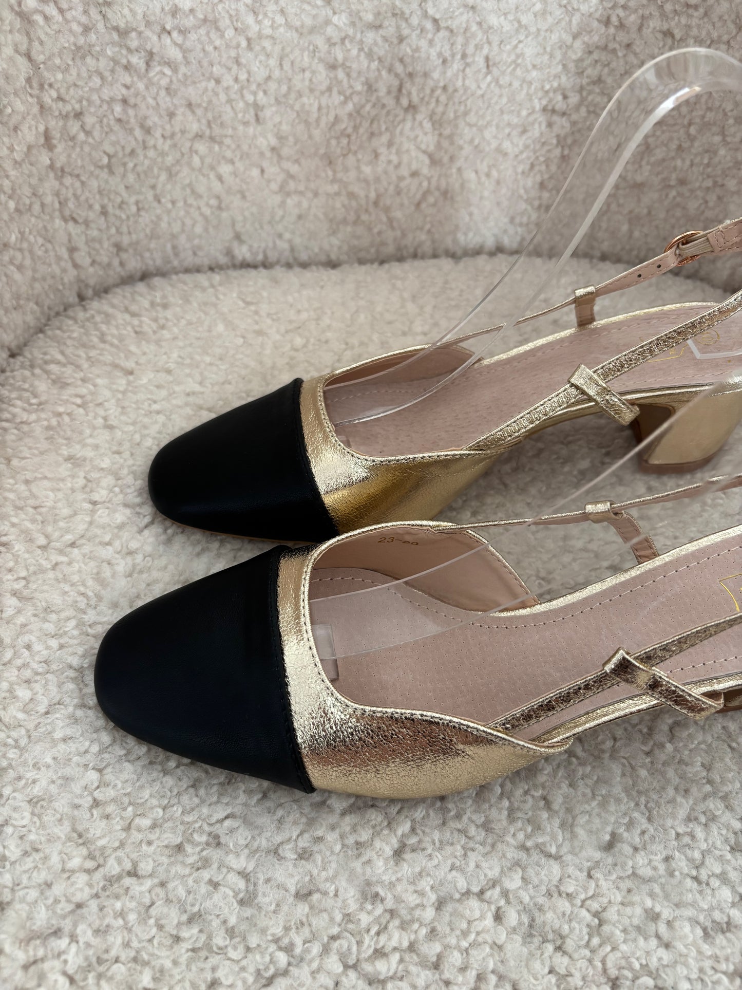 Slingbacks Gold